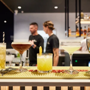 bar-cocktail-menu-lineup