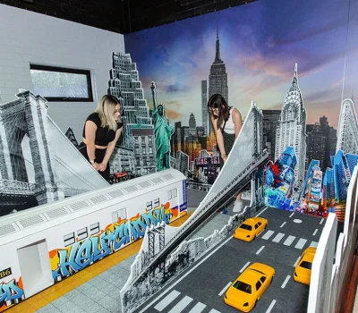 Enjoy New York course mini golf at Hey Caddy Balcatta