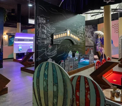 Hey Caddy Mini Golf Preston. Melbourne Venice Golf Hole