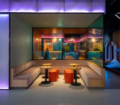 Hey Caddy Mini Golf Preston. Melbourne Seating Area Bar